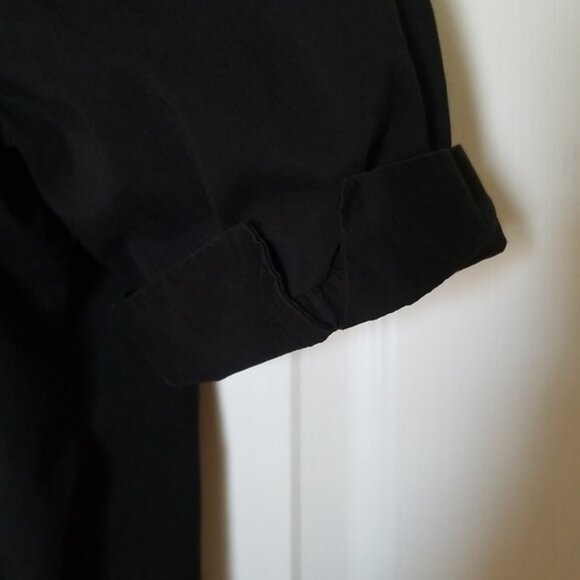 Button up top - Picture 3 of 8